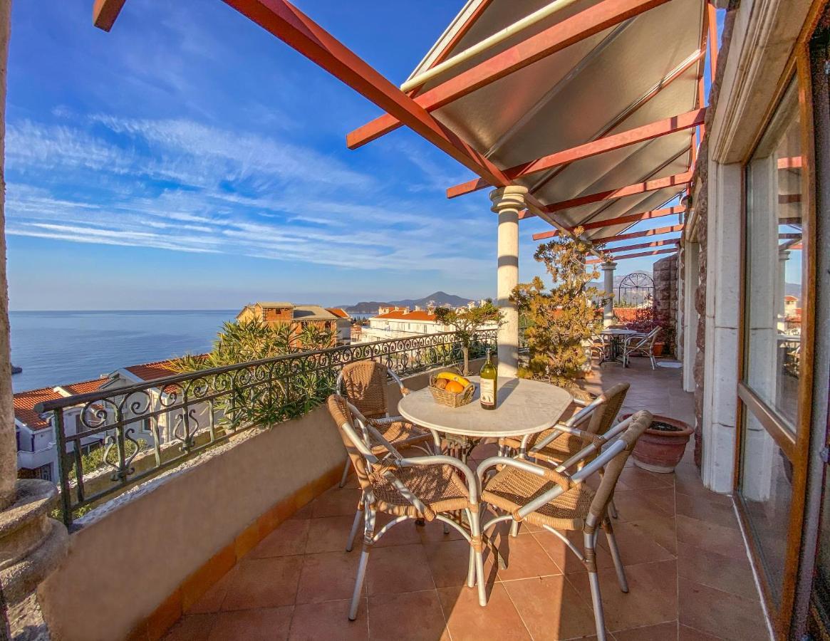 Apartments And Rooms Levantin Inn Sveti Stefan Bagian luar foto