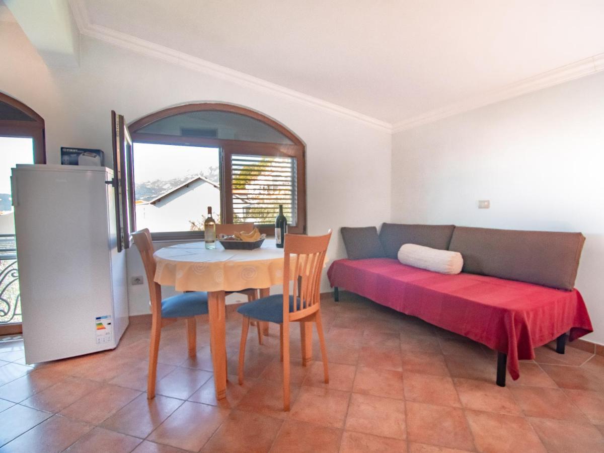 Apartments And Rooms Levantin Inn Sveti Stefan Bagian luar foto