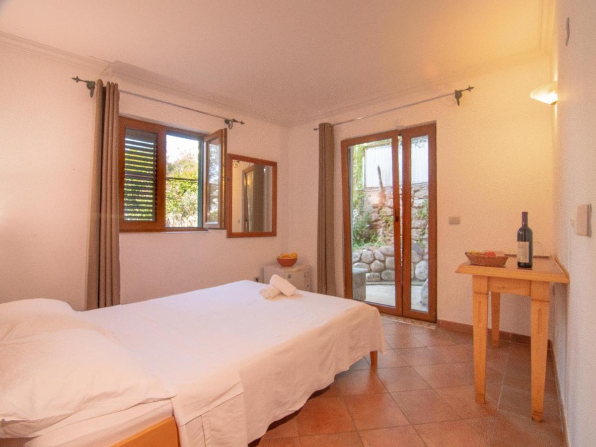 Apartments And Rooms Levantin Inn Sveti Stefan Bagian luar foto