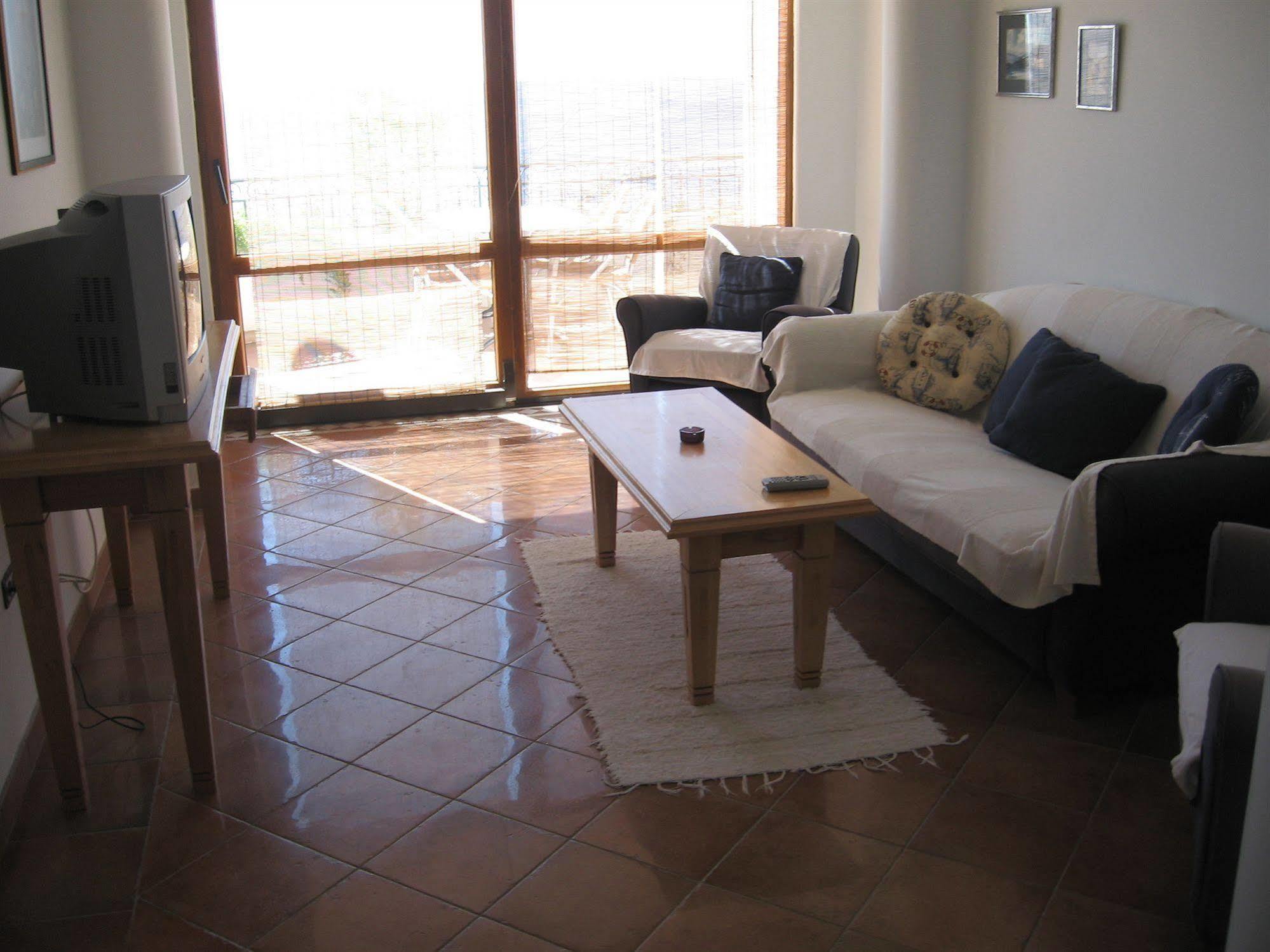 Apartments And Rooms Levantin Inn Sveti Stefan Bagian luar foto